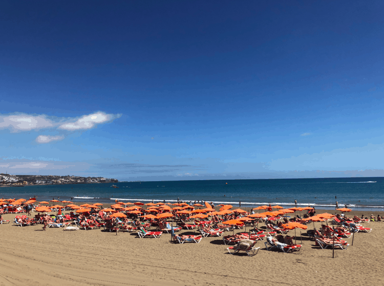 Emigreren Gran Canaria - Reisverslag Gran Canaria deel 3 - Las Palmas & Playa del Inglés - Strand Playa del Ingles