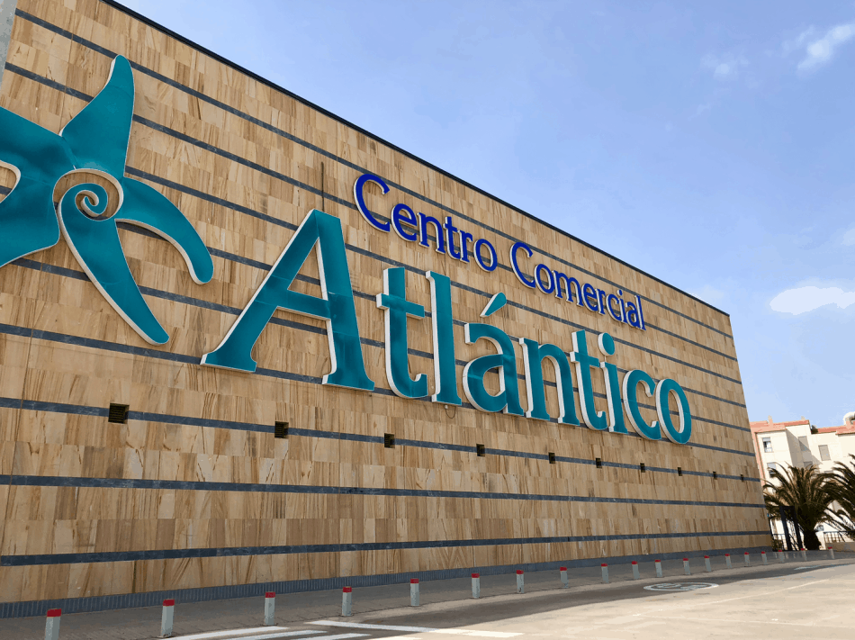 Emigreren Gran Canaria - Emigratie tips - 30 redenen om naar Gran Canaria te emigreren - Winkelcentrum Atlantico Vecindario