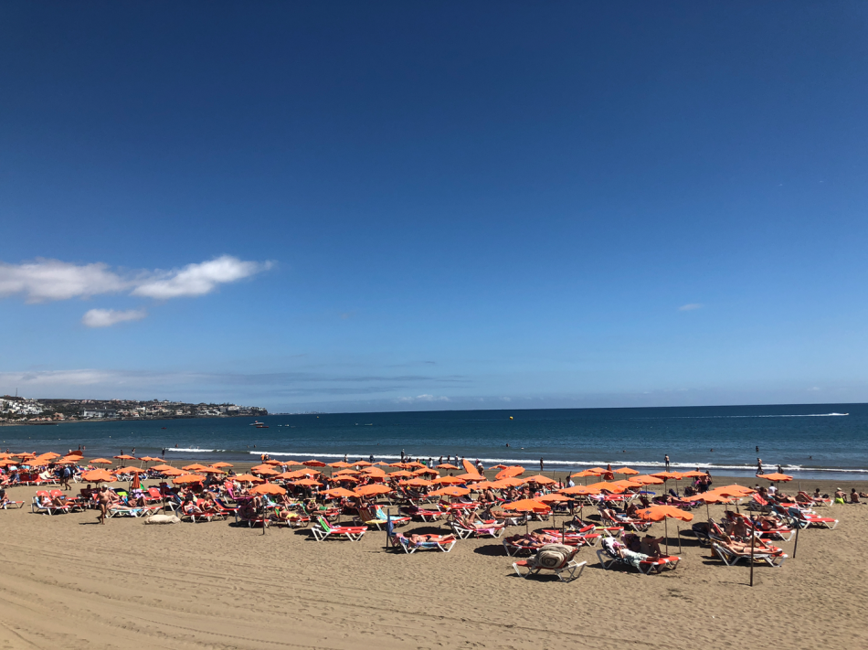 Vakantie tips - 10 stranden op Gran Canaria die je bezocht moet hebben - Playa del Ingles strand Gran Canaria