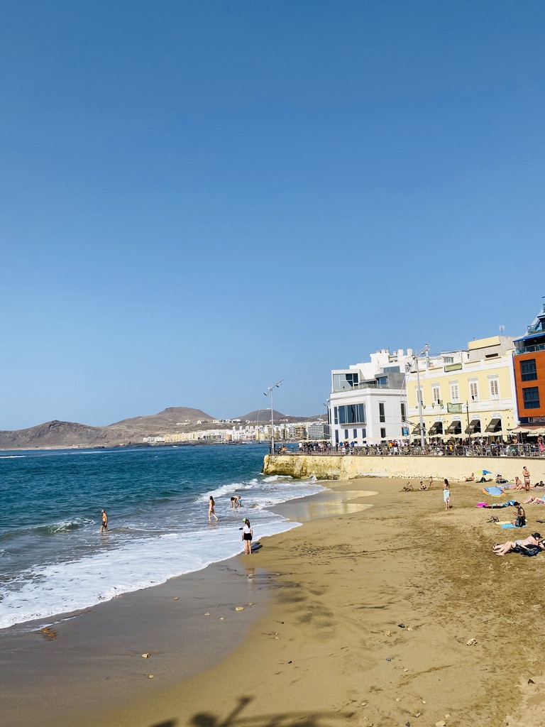 Las Canteras strand in Las Palmas bestekind vriendelijke stranden op Gran Canaria
